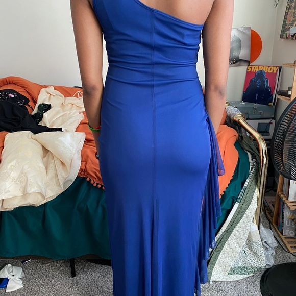 Blue ball gown - Picture 4 of 5